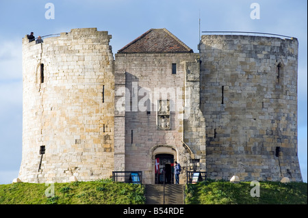 Cliffords Tower in York Inghilterra, "Gran Bretagna" Foto Stock