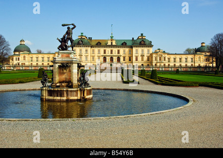 Drottningholms Slott casa della famiglia reale svedese vicino a Stoccolma in Svezia Foto Stock