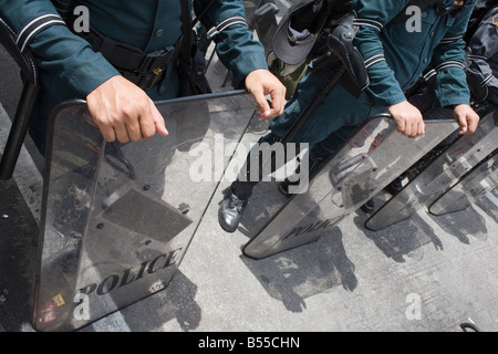 Governo anti-manifestanti, il Pad party rally in Bangkok con la polizia cerca su Foto Stock