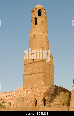 Il minareto di Abu Haggag Mosque al Tempio di Luxor e di Tebe si trova sulla riva est del fiume Nilo in Egitto Luxor Foto Stock