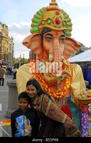 L'elefante indù dio Ganesha presso il Festival divali a Londra Foto Stock