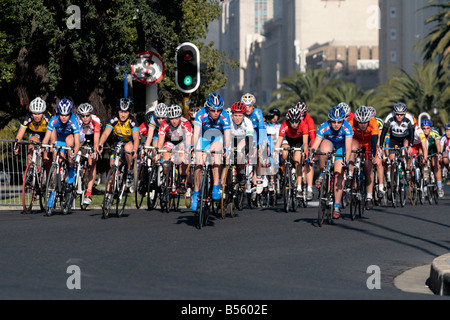 I ciclisti femminile prendendo parte al UCI Junior World Champs a Cape Town Foto Stock