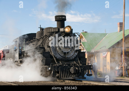 In vecchio stile vintage locomotore treno motore Foto Stock