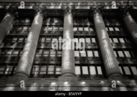 Chicago City Hall. West Randolph Street attraversamento North Lasalle Street. Il Loop. Chicago. Illinois. Stati Uniti d'America Foto Stock