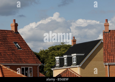 Case di recente costruzione, Redelsham Heath station wagon, Suffolk, Regno Unito. Foto Stock