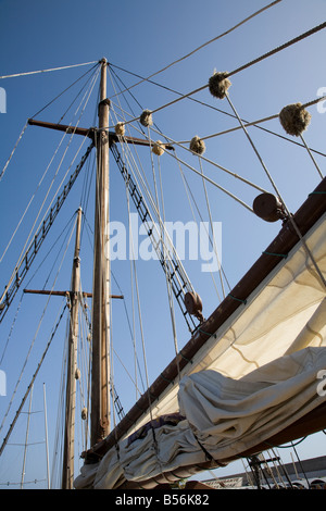 Rigging e la vela su una vecchia nave a vela Gran Canaria Spagna Foto Stock