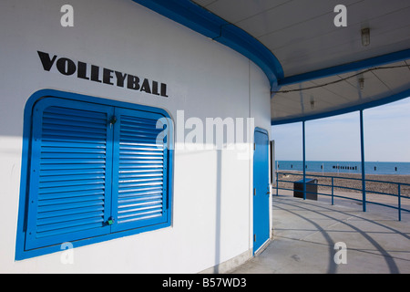 Edificio su Oak Street Beach, Chicago, Illinois, Stati Uniti d'America, America del Nord Foto Stock