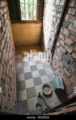 Il museo del genocidio in una ex scuola che è stato utilizzato da Pol Pot per la tortura, Phnom Penh, Cambogia, Indocina Foto Stock