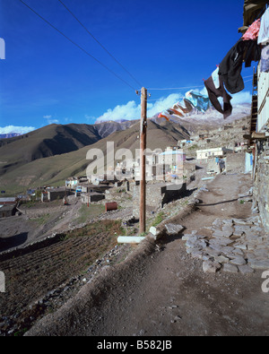 Remoto villaggio di Xinaliq nel Caucus montagne, Azerbaigian, Asia Centrale, Asia Foto Stock