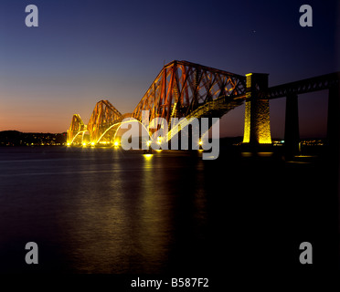 Ponte di Forth Rail, costruito tra il 1883 e il 1890, il raggiungimento di un obiettivo di ingegneria Vittoriano, Fife, West Lothian, Scozia Foto Stock