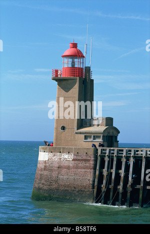 Faro di Porto entrata, Fecamp, Cote d'alabastro, in Normandia, Francia, Europa Foto Stock