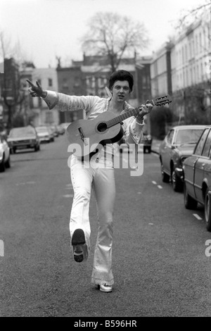 Rock Faraone - Tim Rice - Elvis Presley. La prossima settimana di Tim Rice raggiungerà un'ambizione detenute da molti - a comparire sul palco. Ma Foto Stock