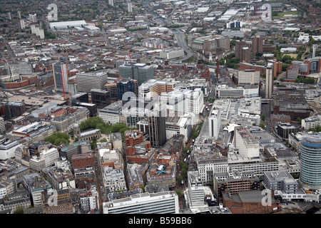 Vista aerea del nord est del centro cittadino di Birmingham Corporation Street negozi blocchi a torre San Filippo s Cathedral West Midlands Fire Foto Stock