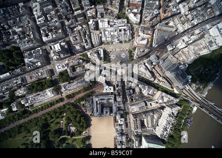 Vista aerea a nord ovest di Trafalgar Square National Gallery Admiralty Arch The Mall Whitehall il trefolo Cockspur Street London Foto Stock