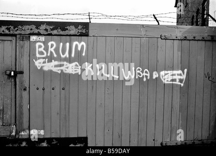 Viste generali di Graffiti dopo una partita di calcio. &#13;&#10;Febbraio 1975 &#13;&#10;75-01064-003 Foto Stock