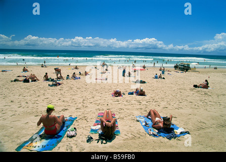 La spiaggia di Surfers Paradise, Gold Coast, Queensland, Australia Pacific Foto Stock