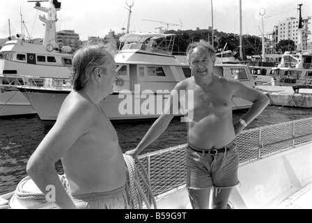 Freddie Laker sulla sua barca a motore di Maiorca. 81-03733-009 Foto Stock