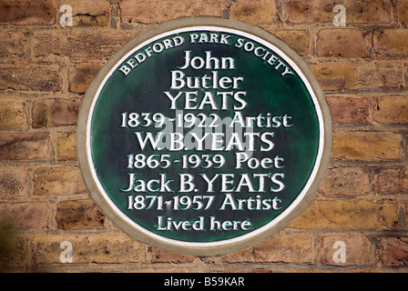 Bedford Park società marcatura di placca di una ex casa di membri della famiglia di Yeats, in Bedford Park, a ovest di Londra - Inghilterra Foto Stock