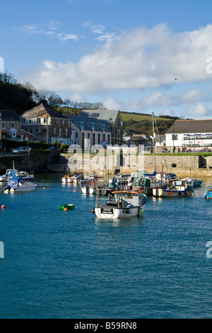 Porthleven Harbour, Cornwall, Regno Unito. Foto Stock