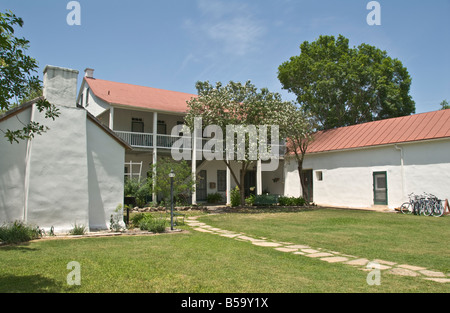 Texas Hill Country Castroville noto come il piccolo Alsace del Texas Landmark Inn sito storico dello stato Bed and Breakfast Foto Stock