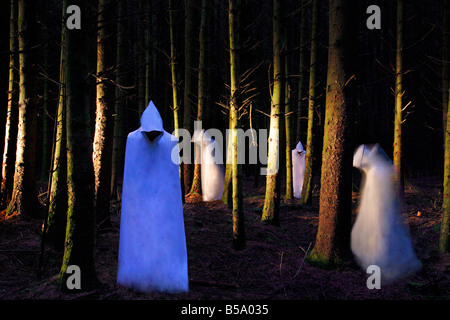 I fantasmi nel bosco Foto Stock