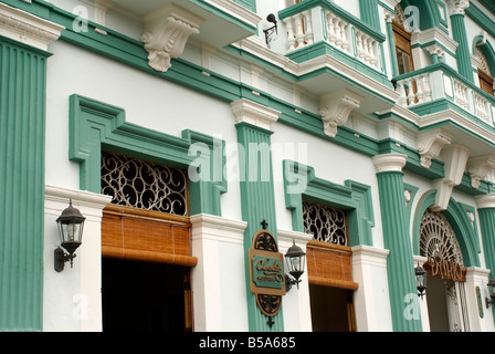 Coloniale Spagnola ristrutturata edificio che ospita l'Hotel Dario nella città di Granada, Nicaragua Foto Stock