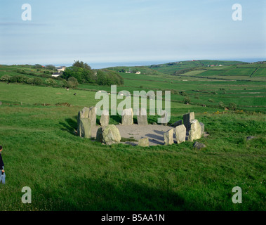 Drombeg Stone Circle vicino Glandore County Cork Munster Repubblica di Irlanda Europa Foto Stock