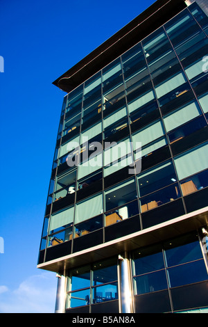 No.1 Whitehall Quay, Leeds, West Yorkshire, Regno Unito , una miscela di uffici , appartamenti e negozi. Foto Stock