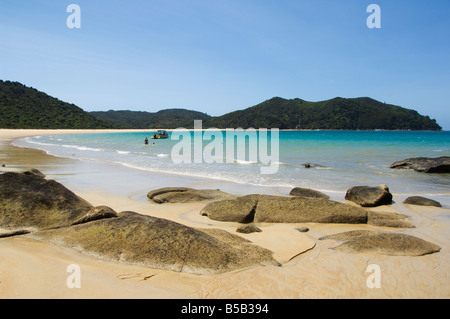 Spiaggia Onetahuti nel Parco Nazionale Abel Tasman Nelson, Isola del Sud, Nuova Zelanda Foto Stock