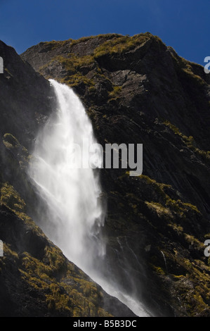 Earland Falls, sul Routeburn via, uno dei grandi passeggiate della Nuova Zelanda, il Parco Nazionale di Fiordland, Nuova Zelanda Foto Stock