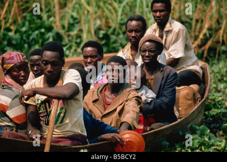 I rifugiati cross river dal Ruanda nel luglio 1994, Kagenyi Camp, Karagwe, Tanzania, Africa orientale, Africa Foto Stock