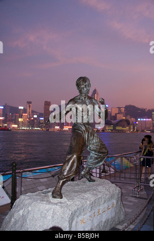 Statua di Bruce Lee, Viale delle Stelle, Hong Kong Foto Stock