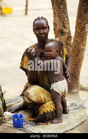 Scena di villaggio in Africa. Foto Stock