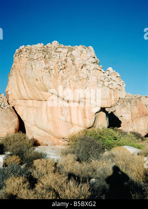 Sud Africa, Northern Cape, rocce nel paesaggio, vicino grotte con dipinti dei Boscimani Foto Stock