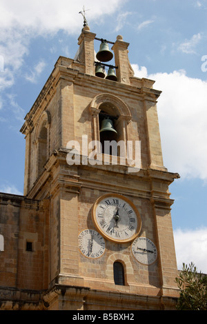 'St Johns campanile della cattedrale, La Valletta, Malta. Foto Stock