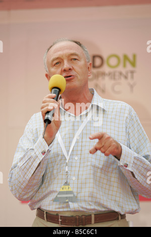 Ken Livingstone parla alla folla al tour della Gran Bretagna a Londra. Foto Stock