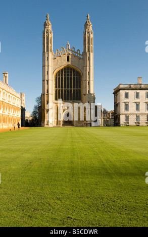 Esterno del Trinity College Chapel, Cambridge University, Regno Unito Foto Stock