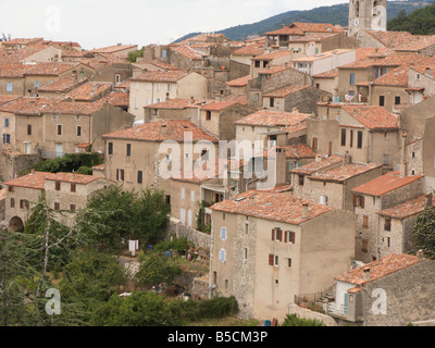 Il villaggio provenzale di mons En Provence, Canton de Fayence, Var, Francia Foto Stock