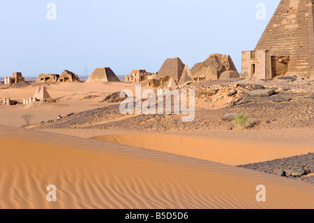 Piramidi di Meroe, Sudan, Africa Foto Stock