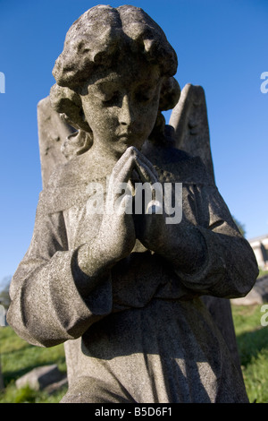 Angelo statua Kensal Green Cemetery Londra Foto Stock