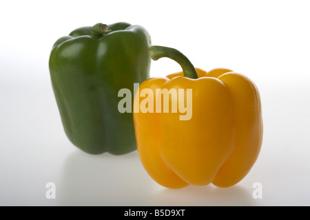 Giallo e di peperoni verdi Foto Stock