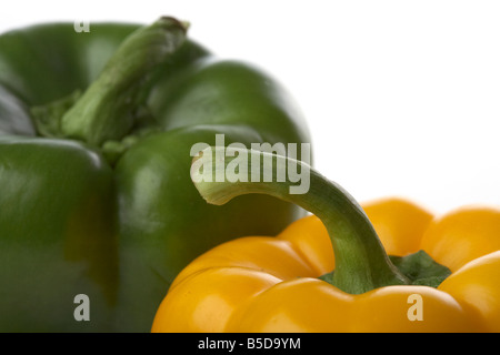 Giallo e peperoni verdi close up Foto Stock