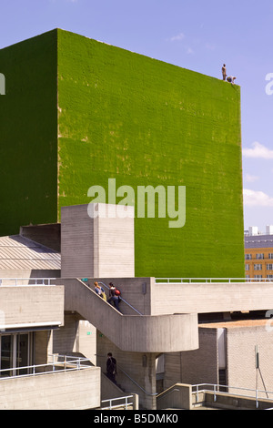 Torre di scena arte instalation presso il teatro Nayional Londra nel maggio e giugno 2007 da Ackroyd al numero e Harvey Foto Stock