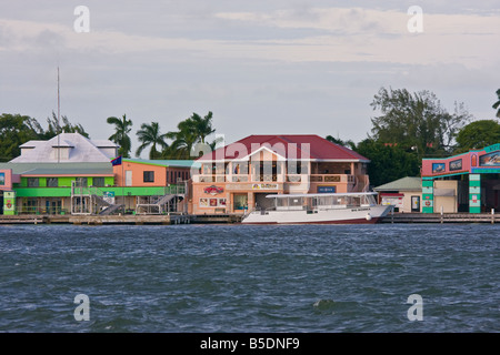 BELIZE CITY BELIZE Belize Harbour in corrispondenza della bocca di Haulover Creek Foto Stock