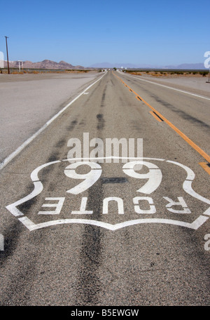 La storica Route 66, Amboy, California, Stati Uniti d'America. Foto Stock