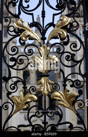 Cancello per tutte le anime College di Oxford Foto Stock
