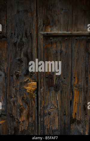 Porta di legno, Bonestarre, Pirenei catalani (Spagna) Foto Stock