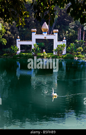 Il lago Santuario a Parmahansa Yogananda Self realizzazione Fellowship in Pacific Palisades, California Foto Stock