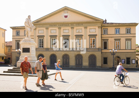 Teatro Comunale del Giglio, Piazza del Giglio, Lucca, Toscana, Italia Foto Stock