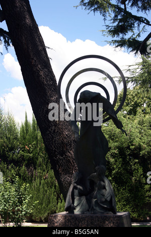 Statua nei giardini vaticani Foto Stock